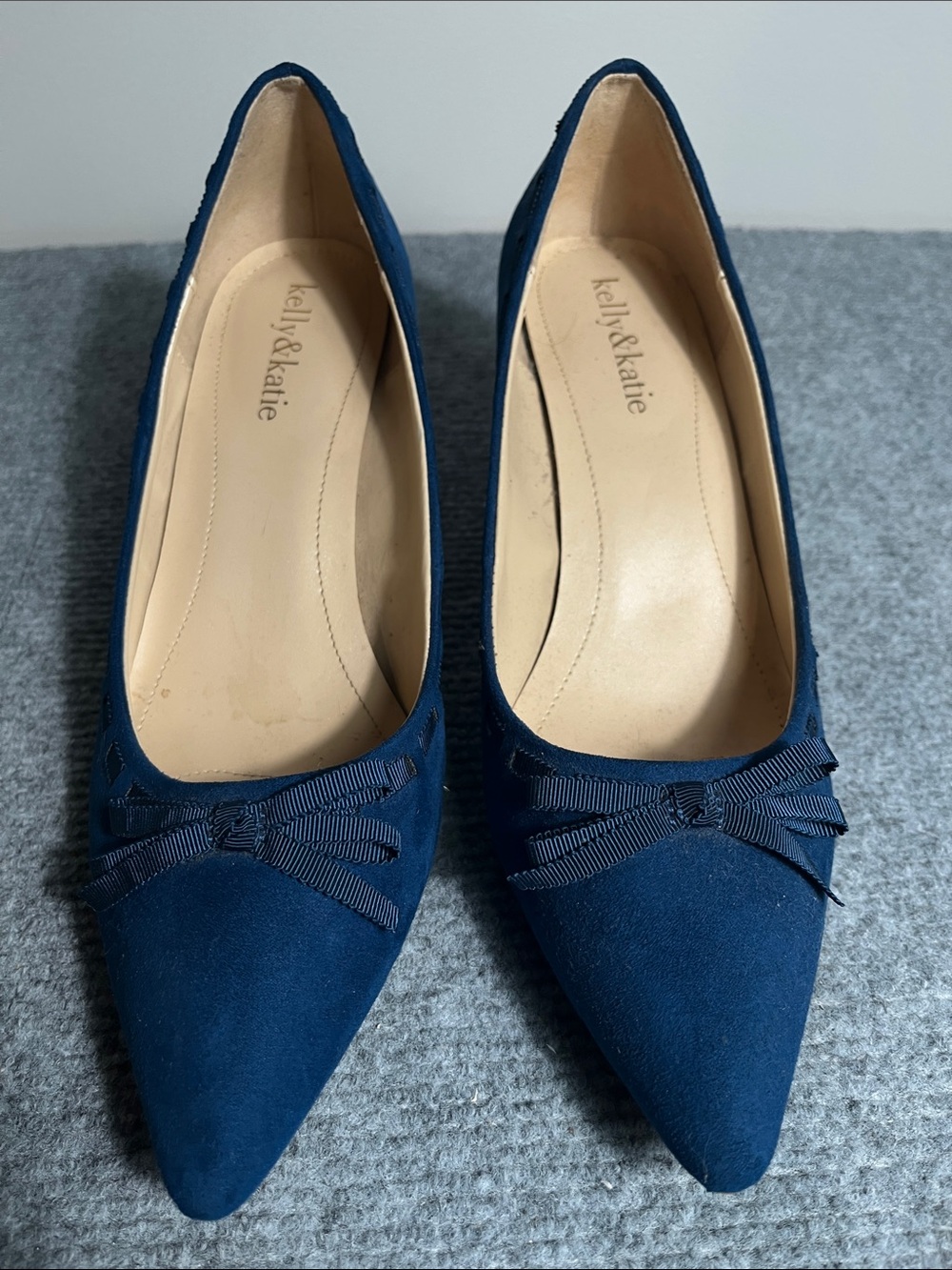 Kelly & Katie Navy Pointed Toe Flats with Grosgrain Bow. Small blemish on heel.